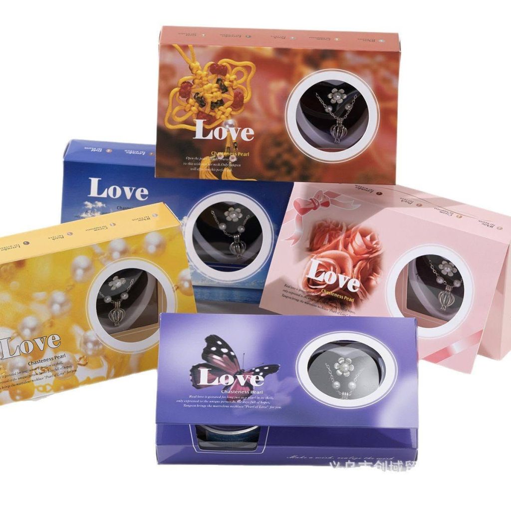 Love Forever Pearl Necklace Gift Box